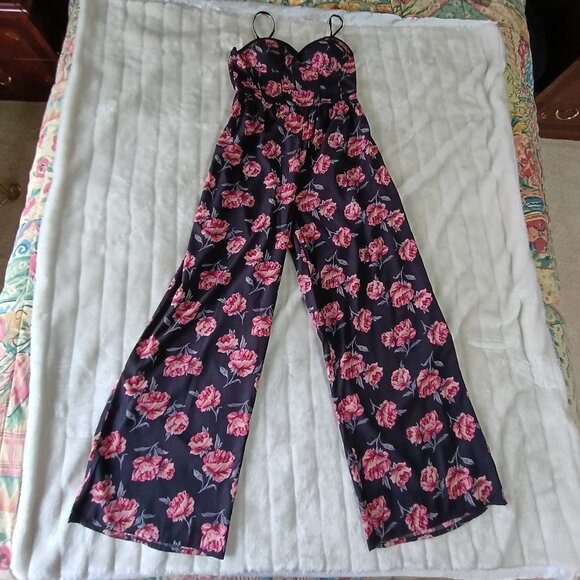 Band of Gypsies - Picture 2 of 11